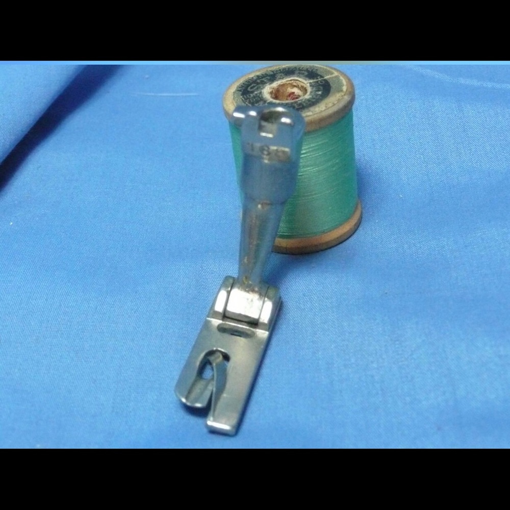 BERNINA presser foot #168 🧵